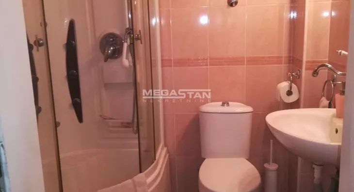 Petoiposoban stan | 4zida