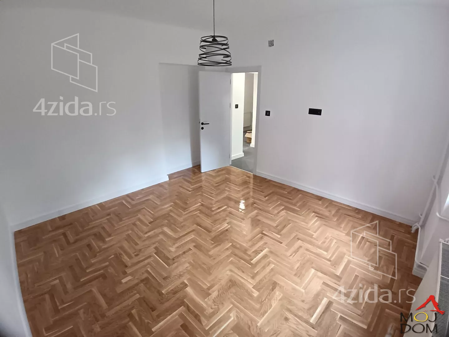 Troiposoban stan | 4zida