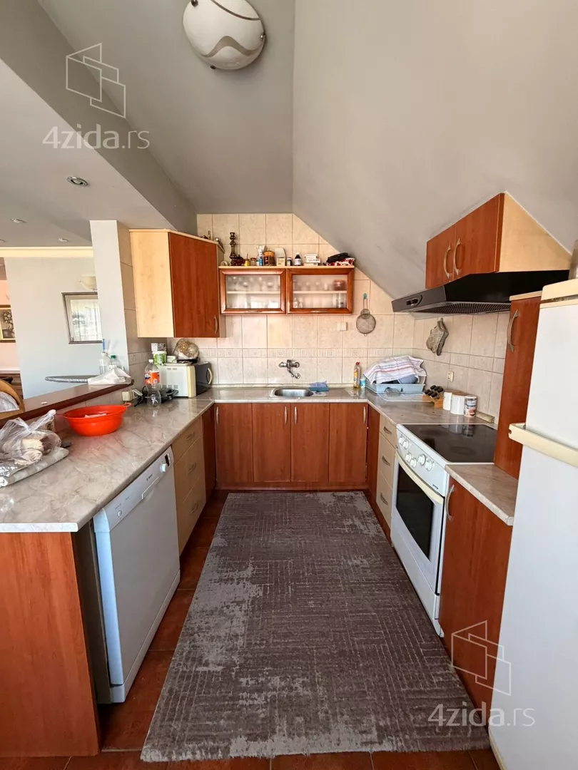 3-etažna kuća | 4zida