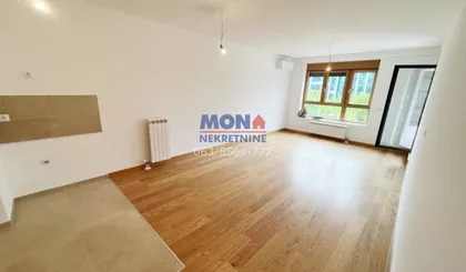 Tadije Sondermajera | 4zida.rs