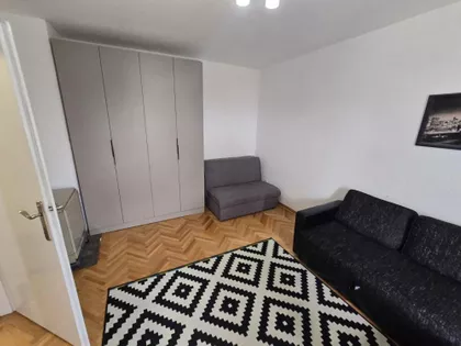 Tršćanska | 4zida.rs