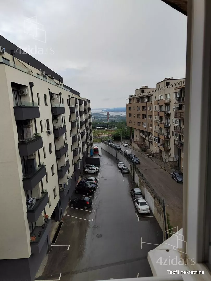 Petosoban stan | 4zida