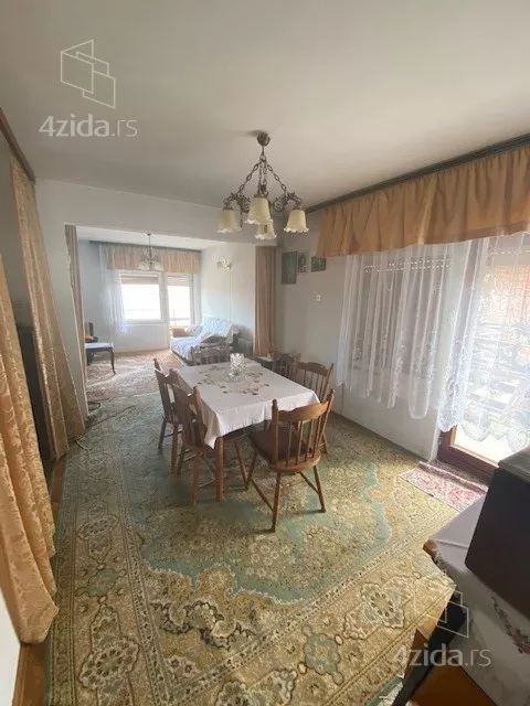 3-etažna kuća | 4zida