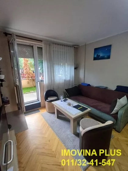 Ratka Mitrovića | 4zida.rs