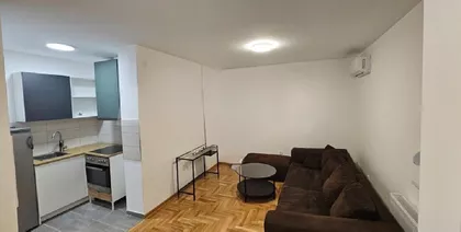 Konjarnik | 4zida.rs