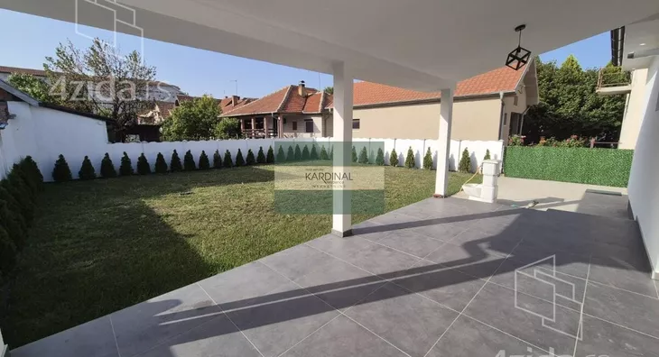 Kuća | 4zida