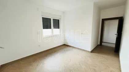 Sremska Kamenica | 4zida.rs