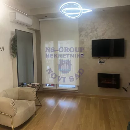 Cara Dušana | 4zida.rs