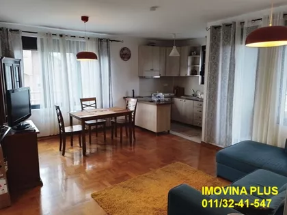 Ostoje Živkovića | 4zida.rs