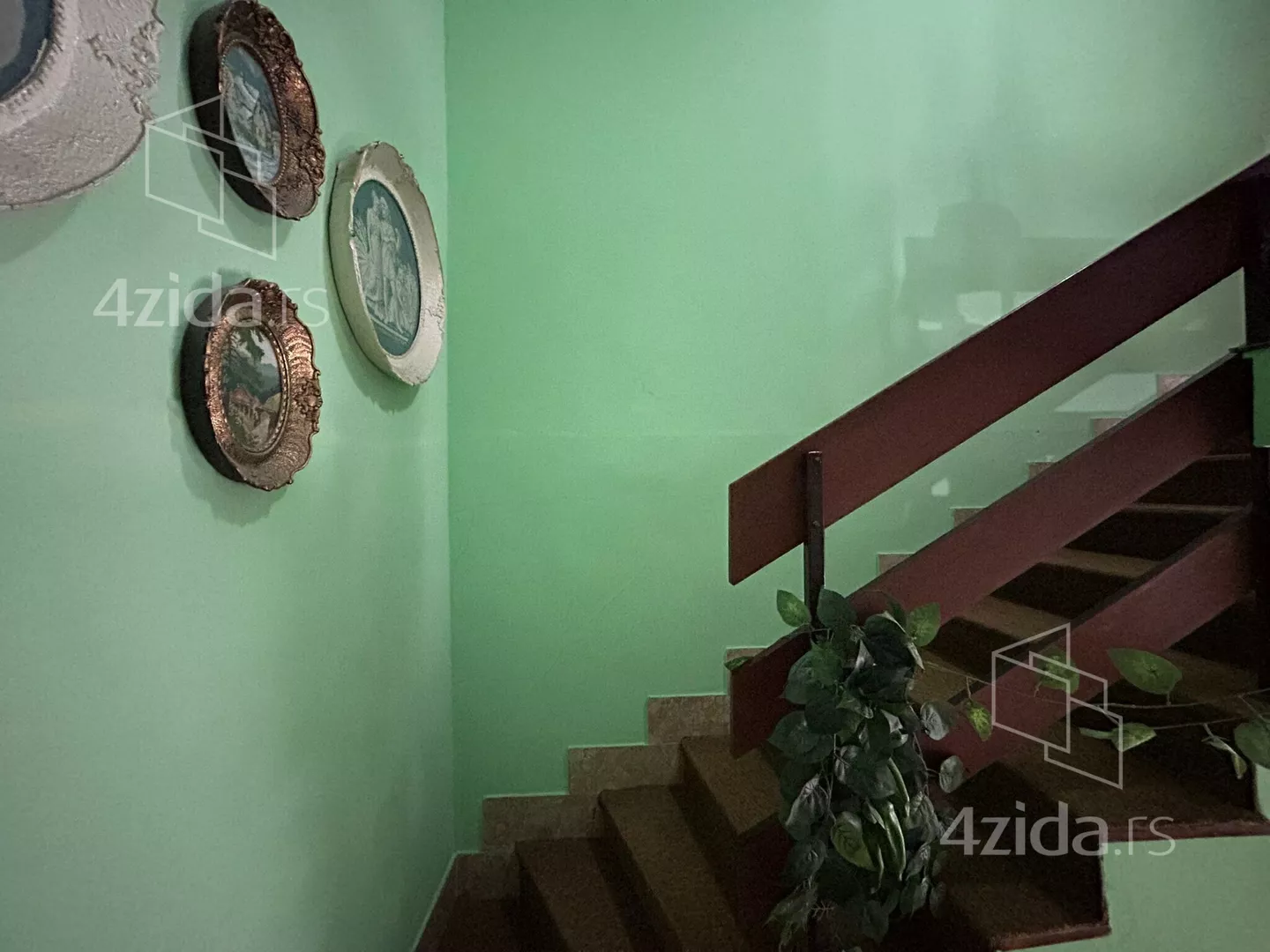 3-etažna kuća | 4zida