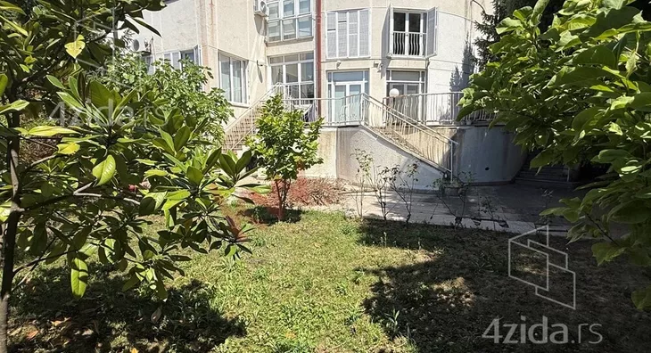 4-etažna kuća | 4zida