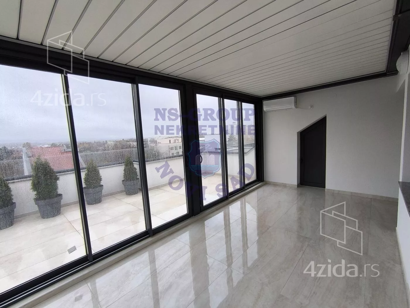 Petosoban stan | 4zida