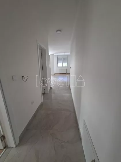 Cara Dušana | 4zida.rs