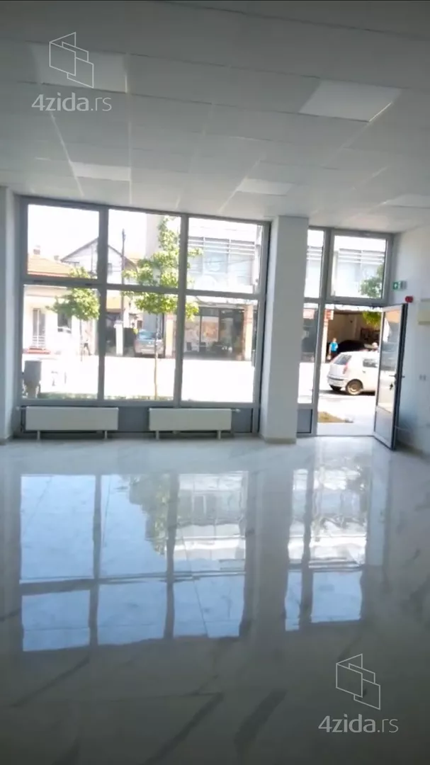 Poslovni prostor | 4zida