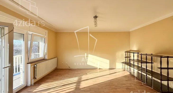 4-etažna kuća | 4zida