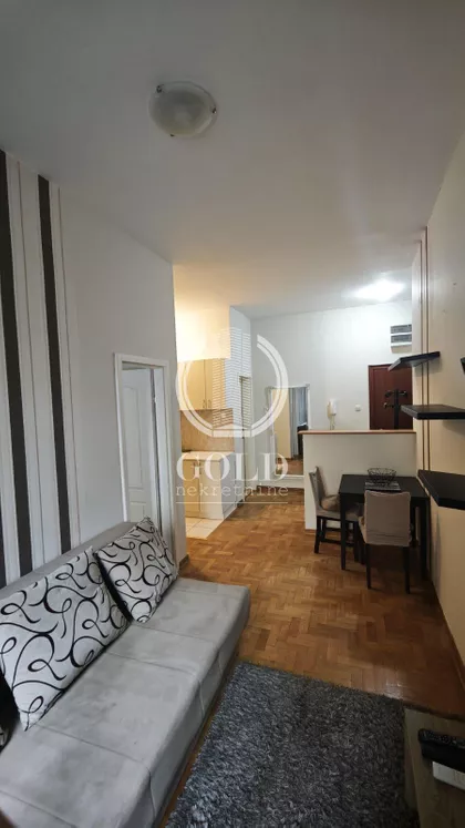 Železnička | 4zida.rs