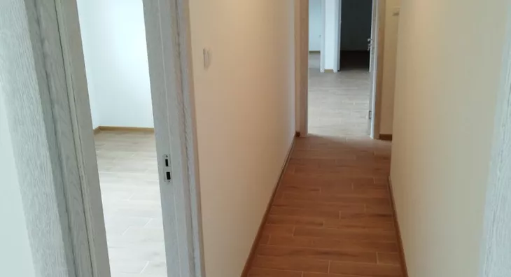 Sedmosoban stan | 4zida