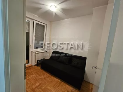 Nedeljka Gvozdenovica | 4zida.rs
