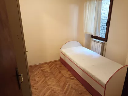 Milana Rakića | 4zida.rs