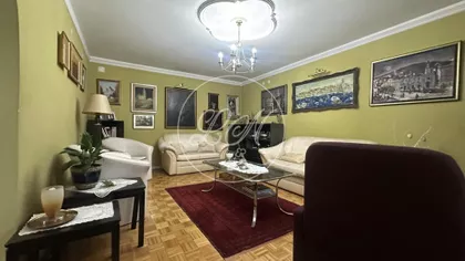 Pere Velimirovića | 4zida.rs