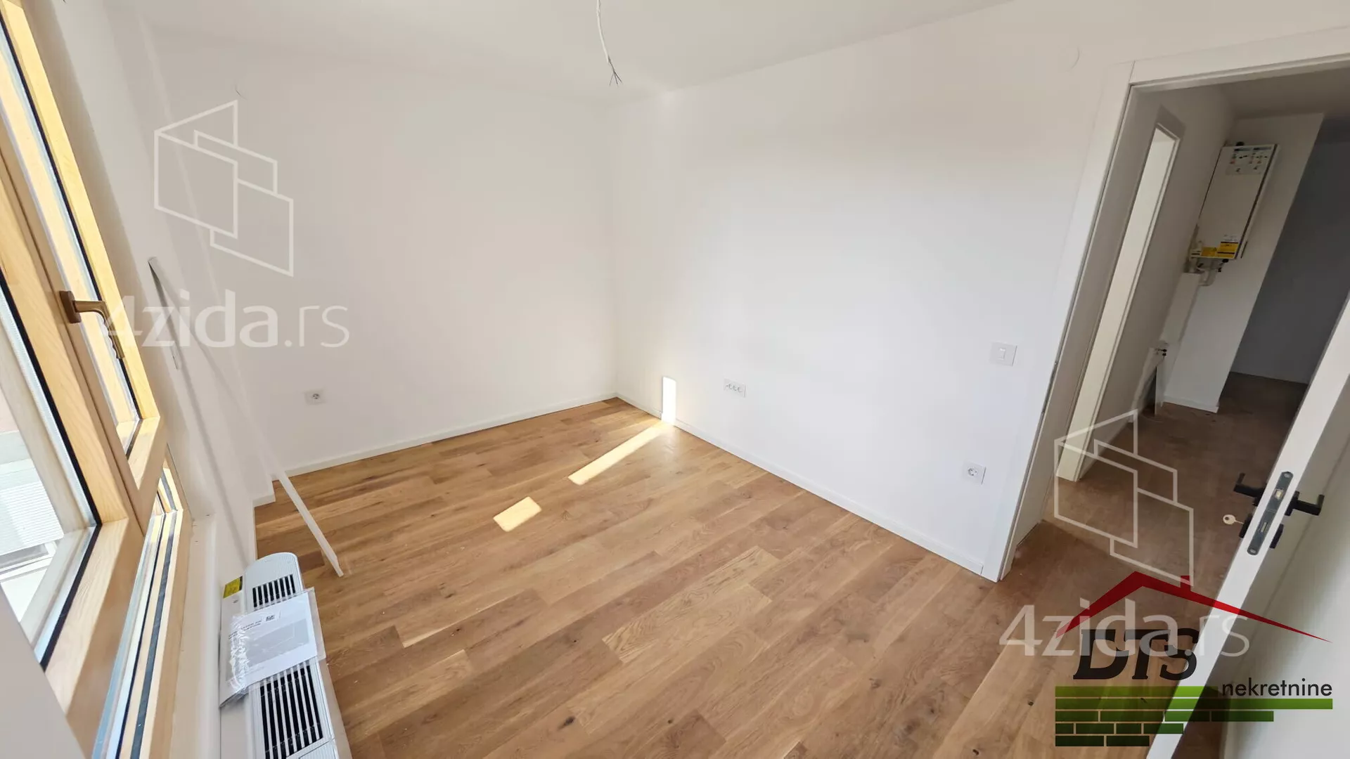 Troiposoban stan | 4zida