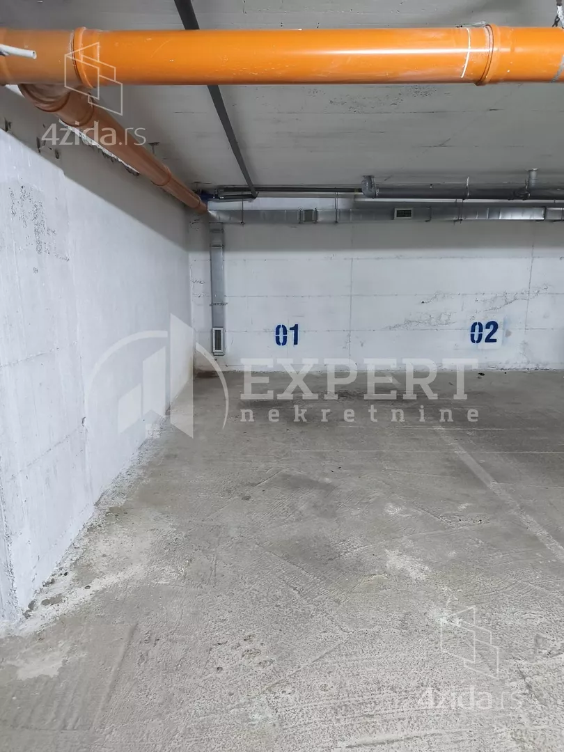 Garaža | 4zida