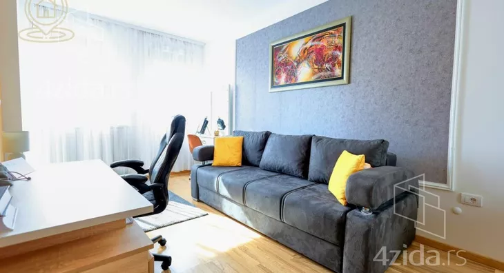 Petosoban stan | 4zida