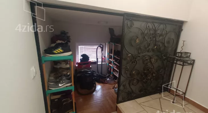 4-etažna kuća | 4zida