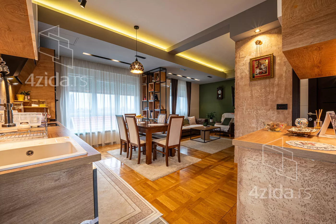 Trosoban stan | 4zida