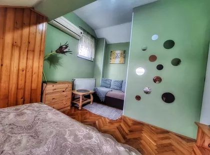 Hadži Ruvimova | 4zida.rs