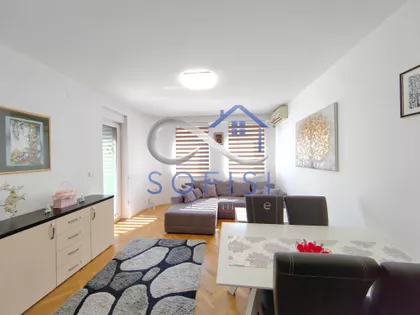 Petra Drapšina | 4zida.rs