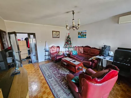 Nedeljka Gvozdenovića | 4zida.rs