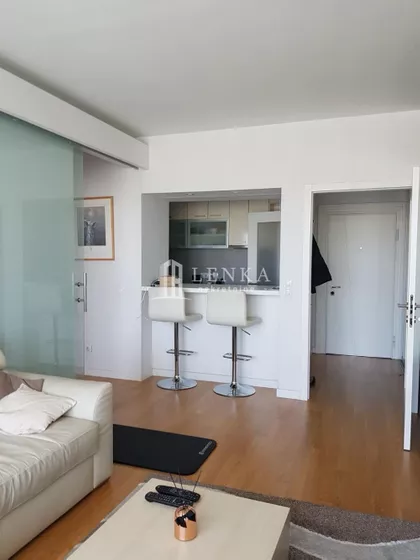 Omladinskih brigada | 4zida.rs