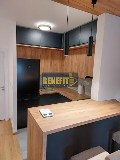 Lekino Brdo | 4zida.rs