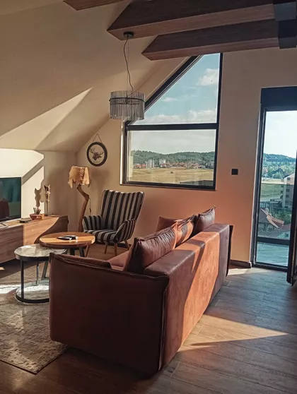 Ugostiteljska 48 | 4zida.rs