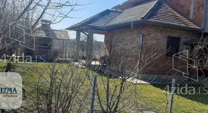 Kuća | 4zida