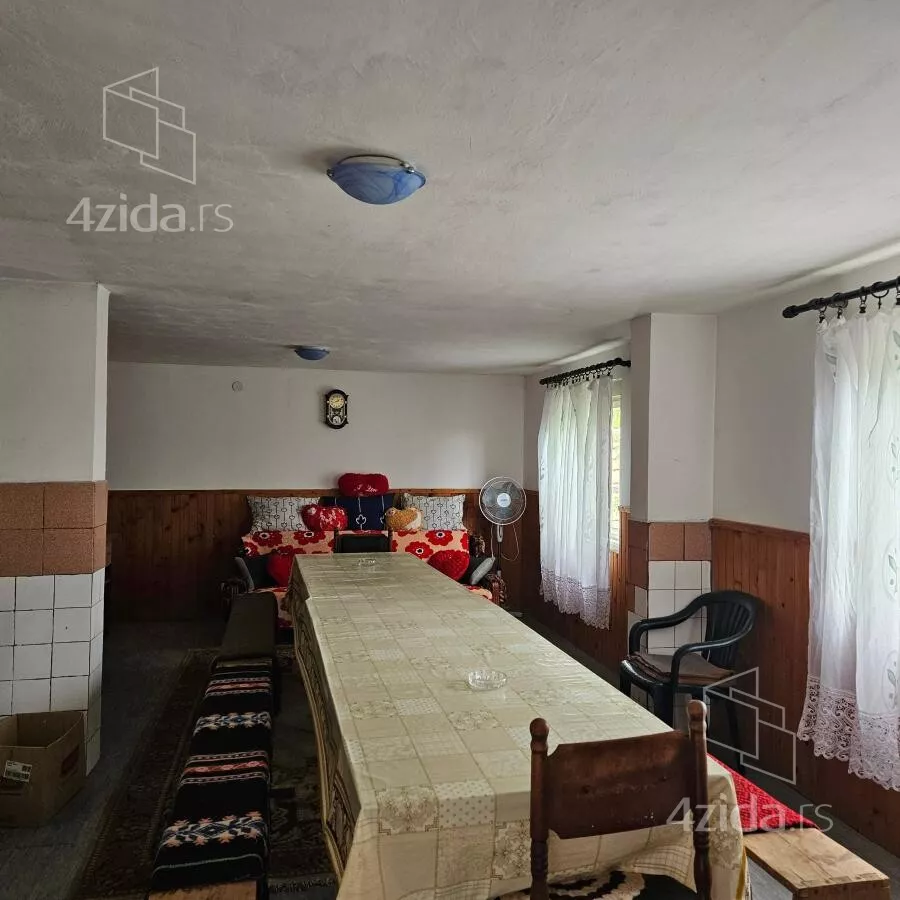 Kuća | 4zida