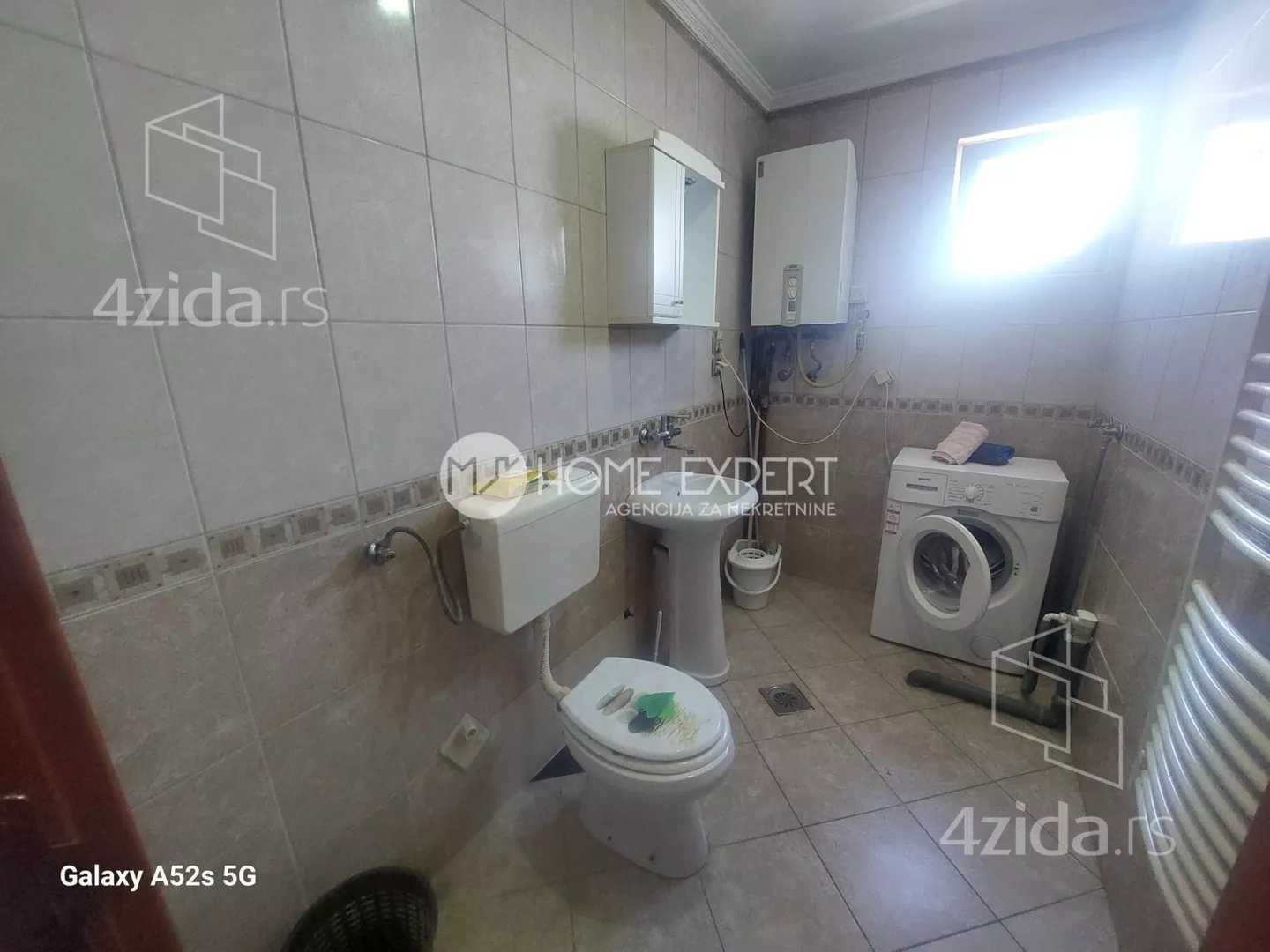 Četvoroiposoban stan | 4zida