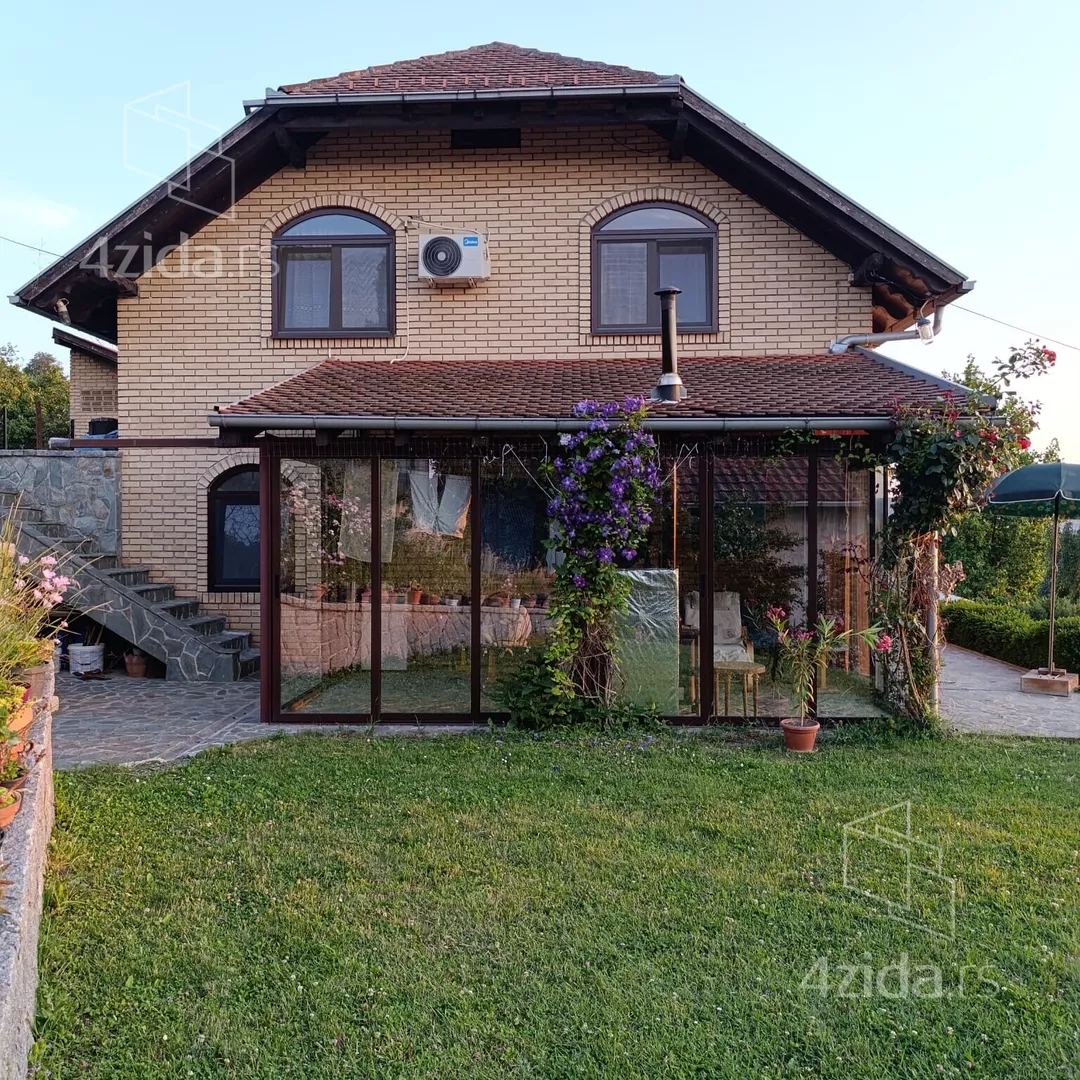 2-etažna kuća | 4zida