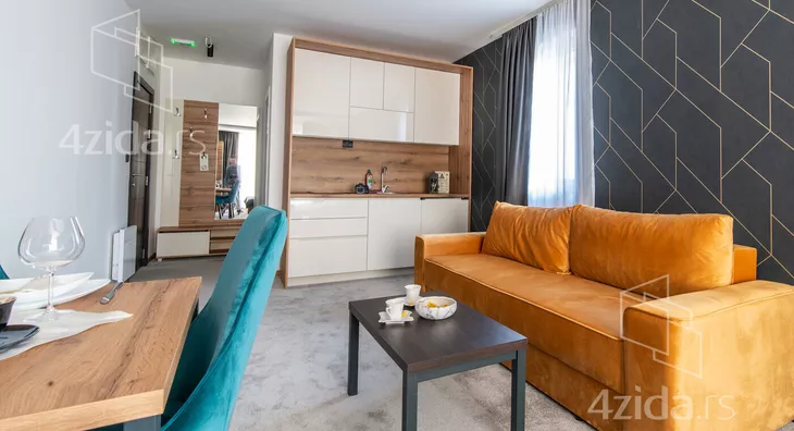 Turistički objekat | 4zida