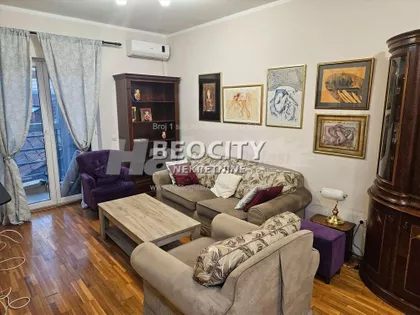 Gospodara Vučića | 4zida.rs