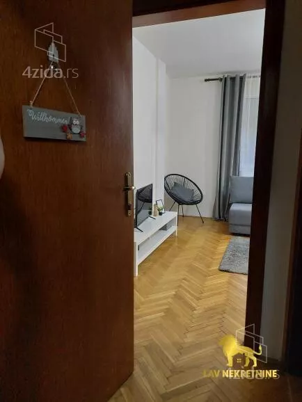 Garsonjera | 4zida