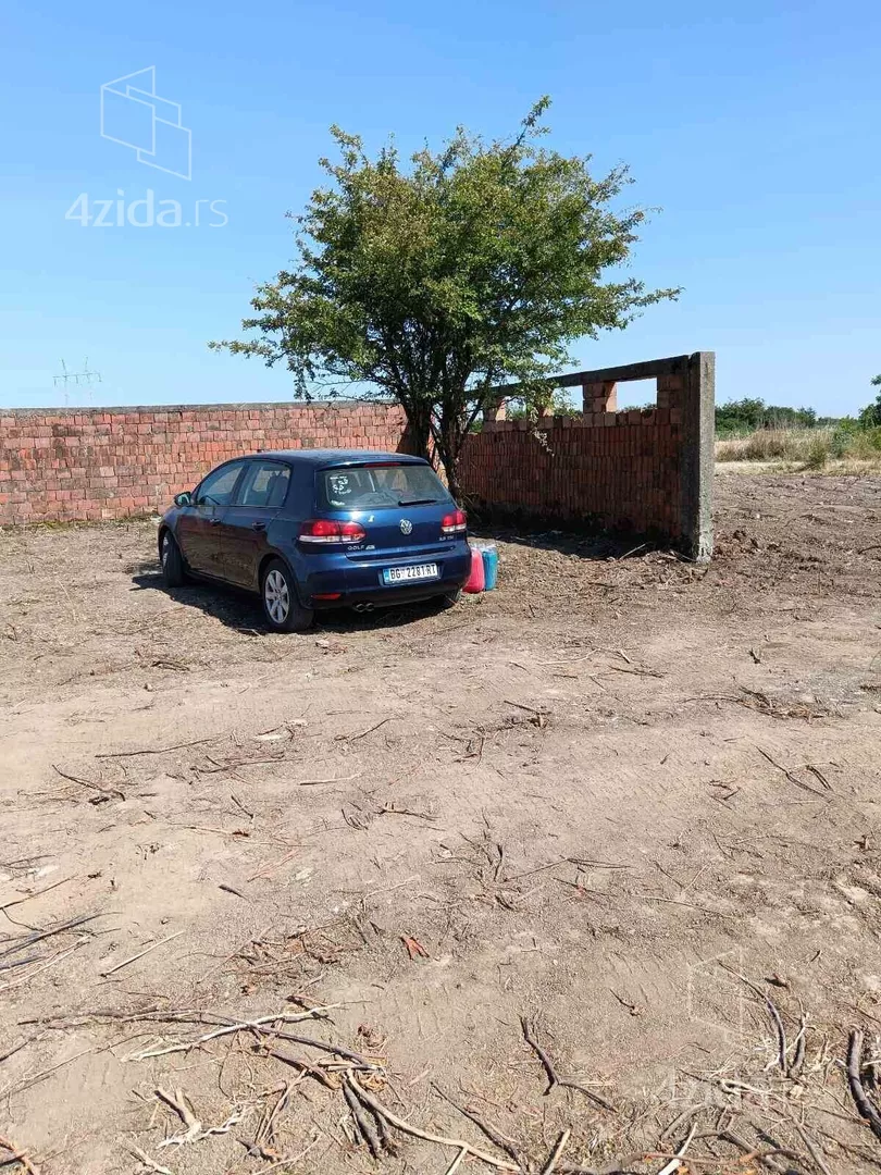 Građevinsko zemljište | 4zida
