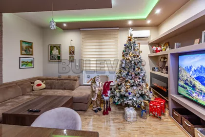 Vardarska | 4zida.rs