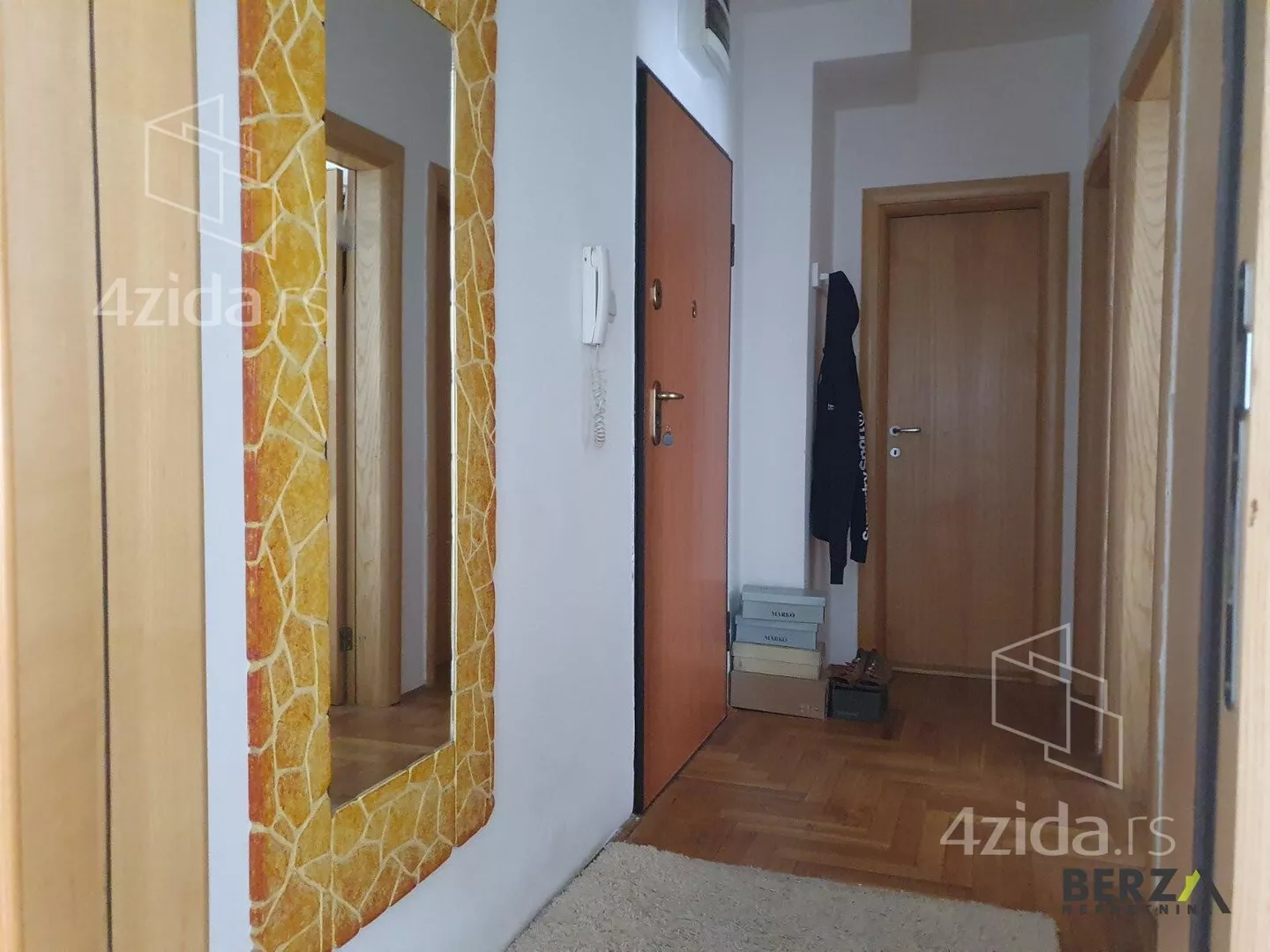 Dvoiposoban stan | 4zida