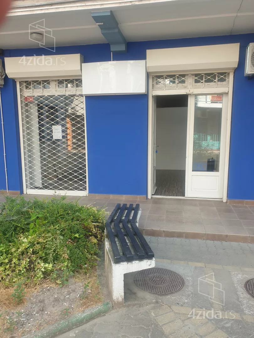 Poslovni prostor | 4zida