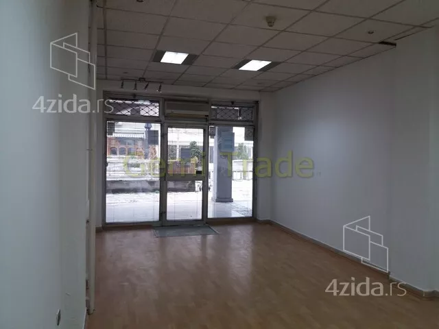 Lokal | 4zida