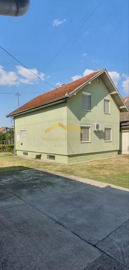 Futog | 4zida.rs