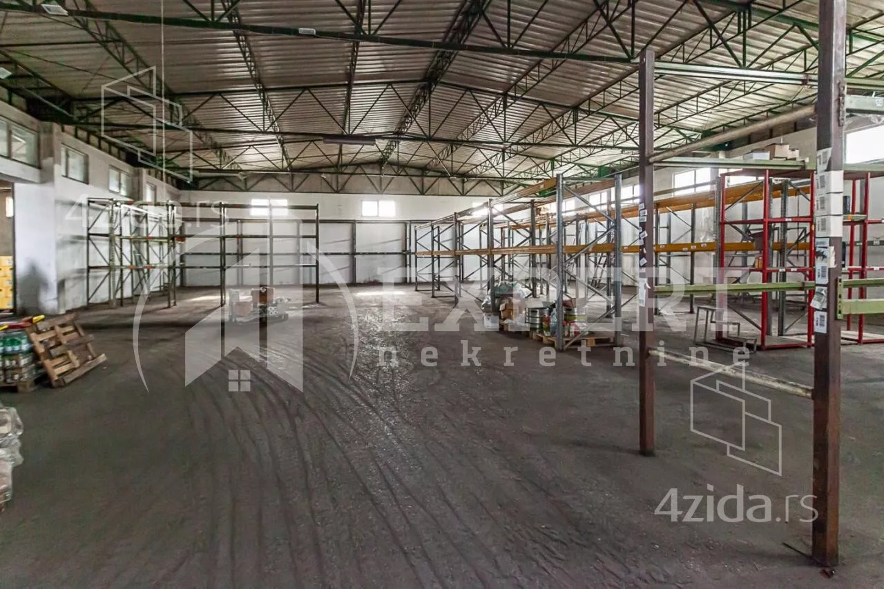 Lokal | 4zida