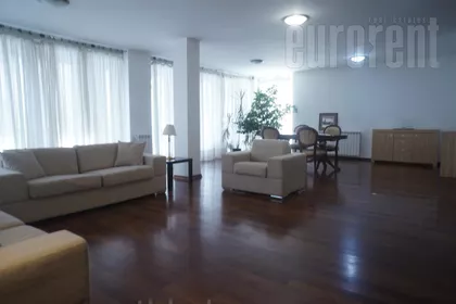DEDINJE | 4zida.rs